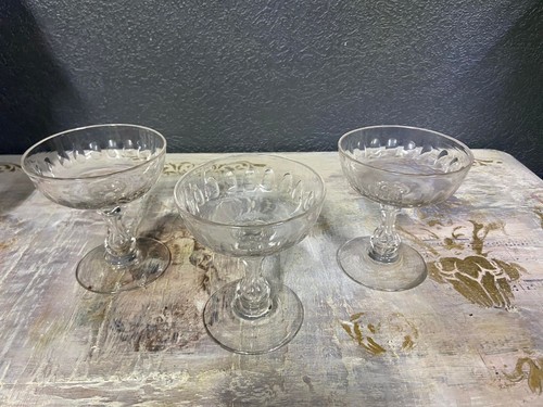Lot coupes à champagne - de, 3