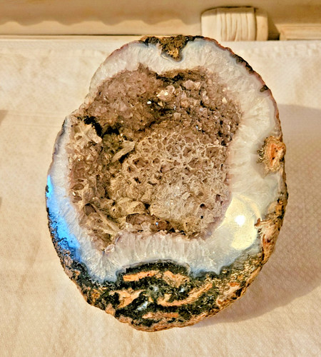 Geode quartz agate - geode,
