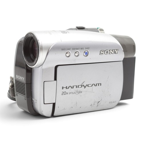 Sony handycam dcr - sony,