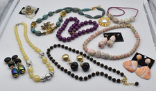 Lot de bijoux fantaisie pour