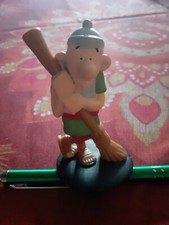 Figurine asterix  mac do  2019  caius joligibus tbe  