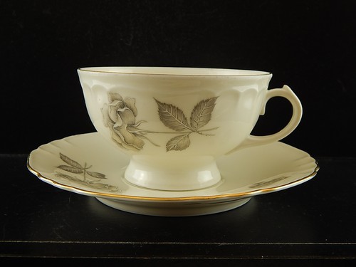 Tasse thé vintage - À,