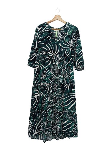 Street one robe - one,