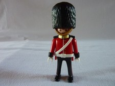 PLAYMOBIL  PERSONNAGE GARDE ROYAL ANGLAIS BOBBY SOLDAT ROI