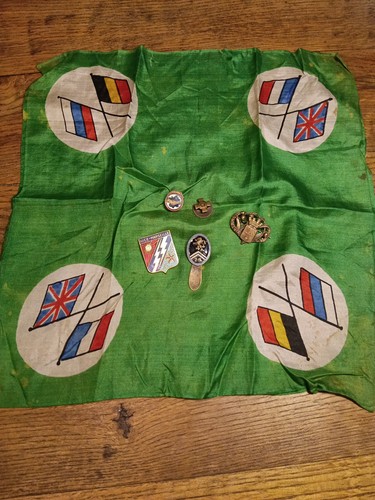 Lot insignes militaires - lot,