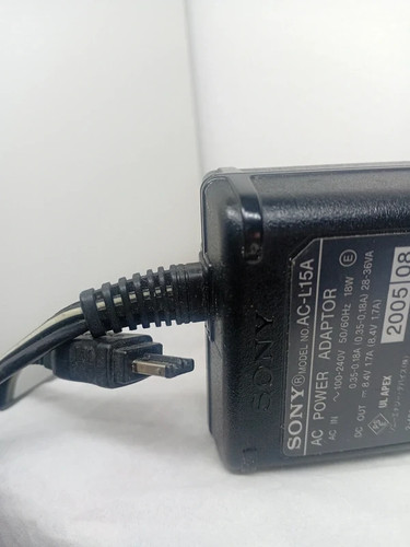Alimentation camescope 8mm