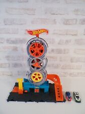 Circuit Hot Wheels city - Boutique de pneus - TBE