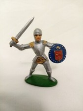 Cyrnos  - chevalier épée et