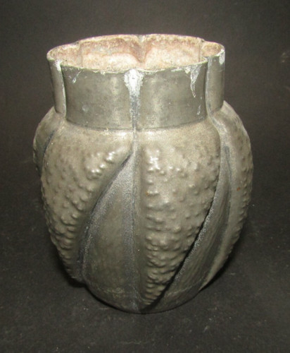 Petite vase étain signé - petite,