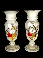 PAIRE DE VASES ANCIENS EN OPALINE ÉMAILLÉ PEINT XIXème H:21cm