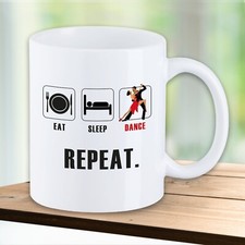 Tasse Avec Citation "Eat Sleep