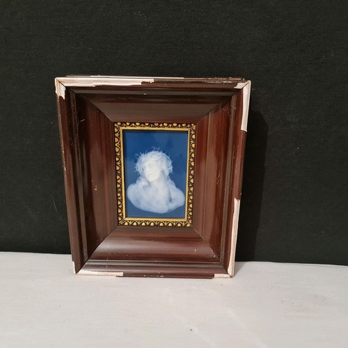 Plaque porcelaine buste - plaque,