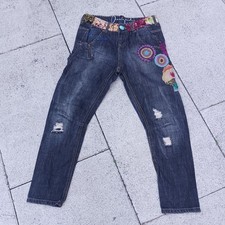 jeans  DESIGUAL style boyfriend t: 34( taille grand 36  voir mesures) TBE