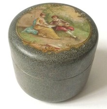 Boite à poudre vers 1900 ancien powder box Galeries Lafayette