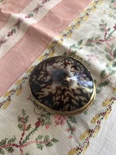 Accessoire Poupée Ancienne Boîte Coquillage ,Fermeture Laiton