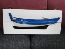 Bâteau demi-coque 35 cms