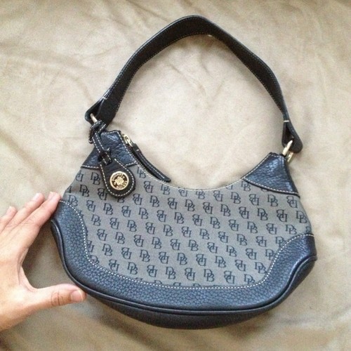 Dooney and bourke everyday - dooney,