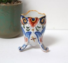 Coquetier tripode ancien faïence signé de J Seguin - Dijon