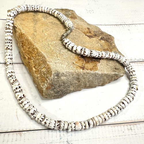 Vtg puka shell necklace - vtg,