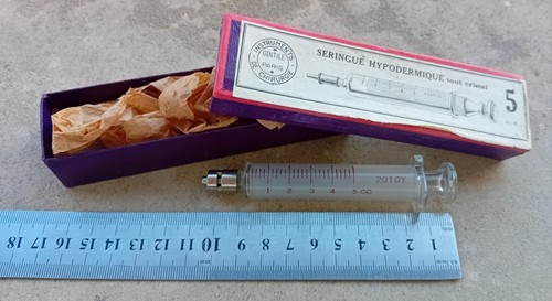Ancienne seringue hypodermique - seringue,