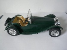  -  JAGUAR SS100 1937 VERT -1/18 BURAGO -  