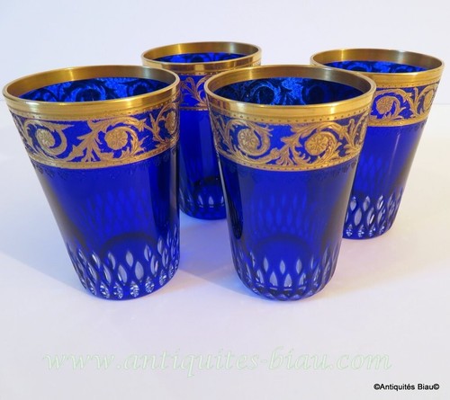 Gobelets thé bleus - à, en
