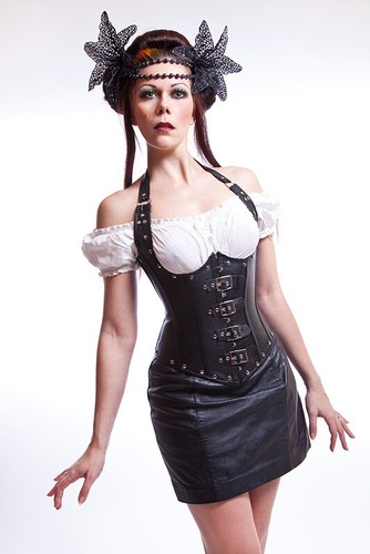 Corset ouvert cuir - ouvert, en