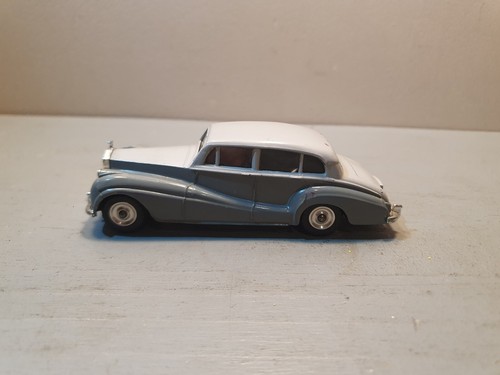 Rolls royce silver - silver, wraith