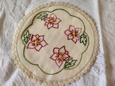 Napperon ancien broderie main