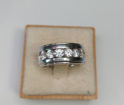 Très belle bague - ,, décor