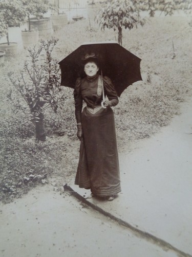 Photo ancienne femme robe - photo,