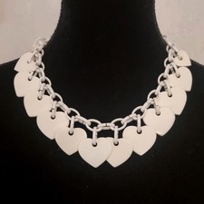 MARION GODART Collier vintage Cœurs