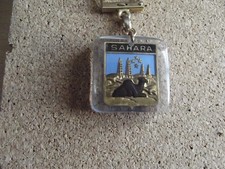 Rare porte clefs - porte, bourbon