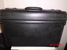 MALETTE DE MEDECIN OU AUTRE