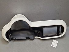 Enjoliveur compteur vitesse / Ecran GPS - Renault Twingo III - 682485011R