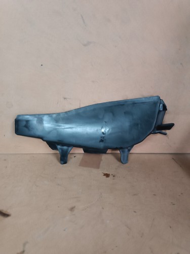 Cache plastique compartiment