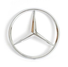 Étoile Mercedes-Benz Arrière