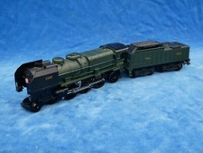 TRAIN JOUEF HO LOCOMOTIVE