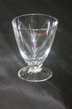 Verre de table ancien en