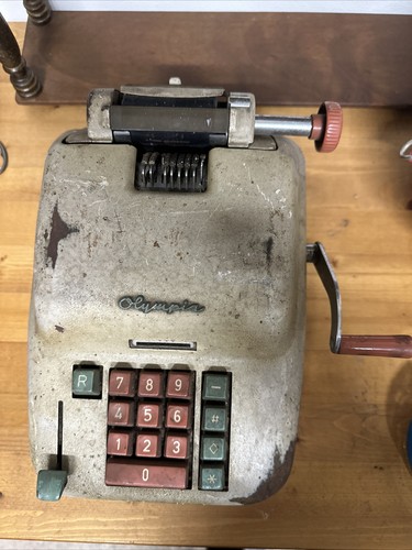 Ancienne machine calculer - ancienne, à