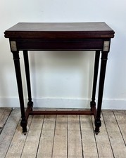 Table d'appoint / table à jeux de style Louis XVI fin XIXeme