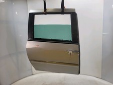 Porte latérale arrière