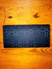 Élégant portefeuille pochette Balenciaga