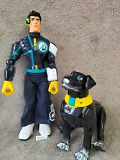Action-Man AM40 : Chien Toxic K900 A.T.O.M. Mecha bionic cyber dog Hasbro 2006