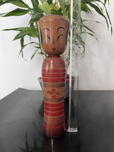 Kokeshi style yajiro - kokeshi,