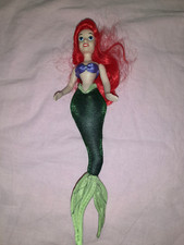 POUPEE DISNEY EN PORCELAINE