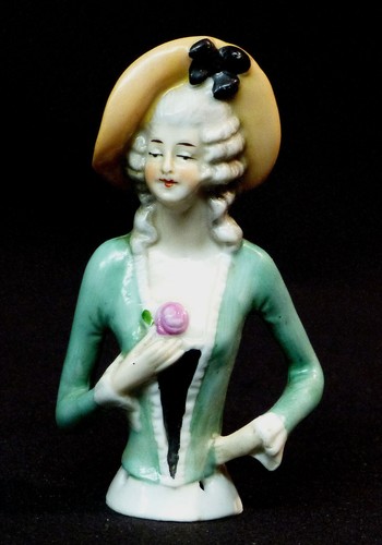 1850 rare statuette poupée - a,