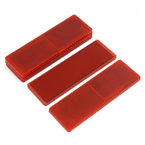 Voiture plastique plaque