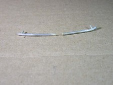 638X Jouet Vintage Gégé France Barre Capot Moteur Origine de Simca 9 Aronde 1:18