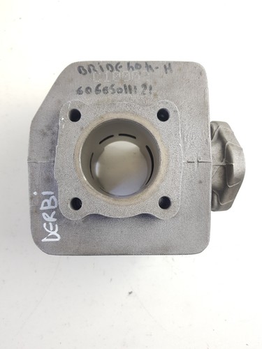 Cylindre moteur derbi 50cc - /,